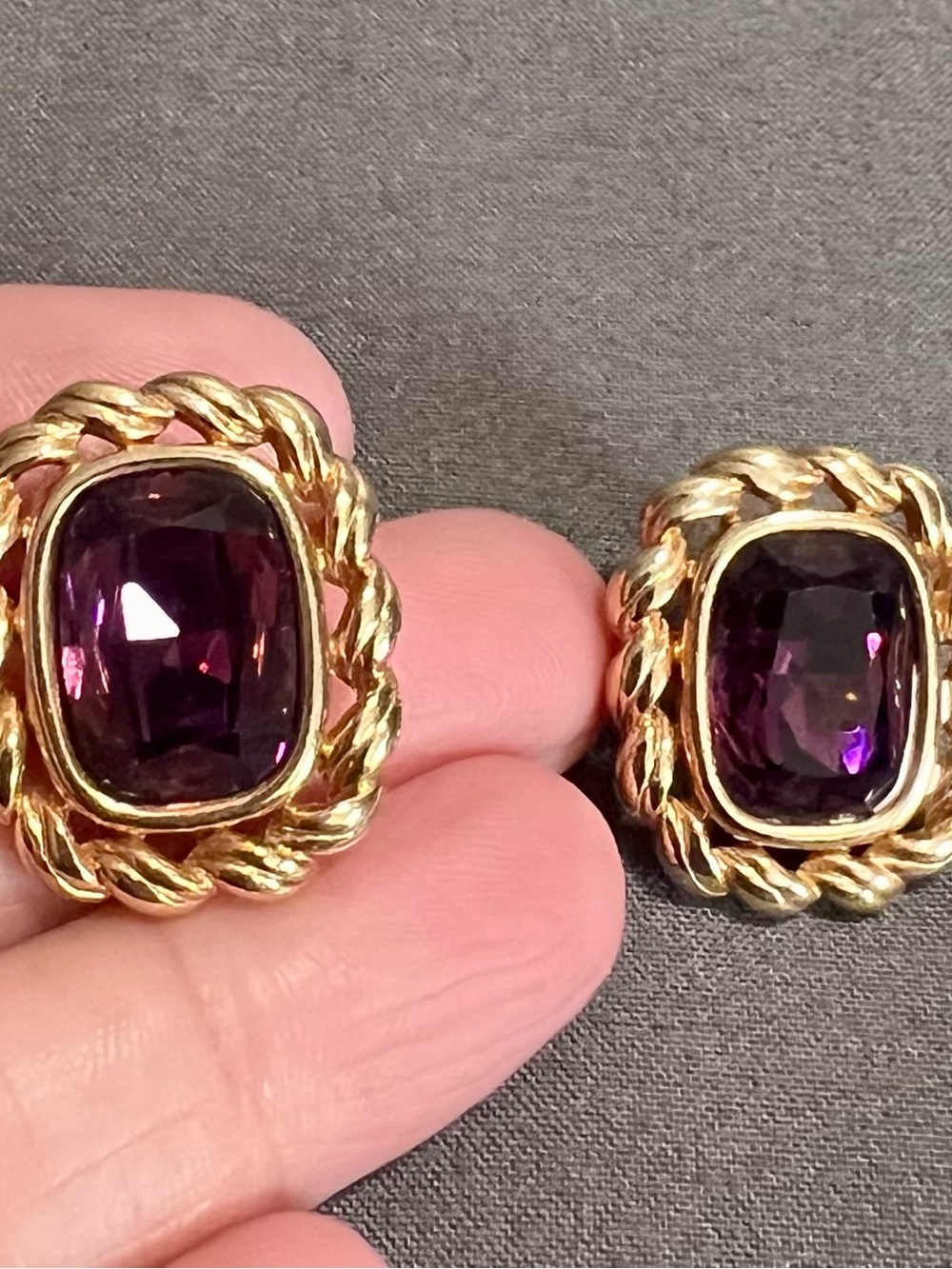 VTG Swarovski S.A.L. Amethyst Purple Crystal Earrings Gold Tone Rope Border